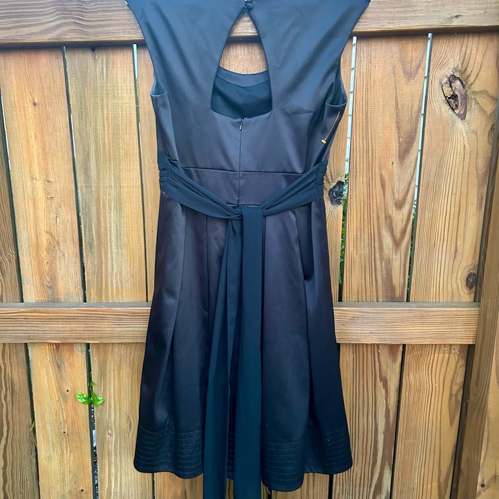 Jackie Jon Dress Black cocktail  Sz.10 Solid Formal